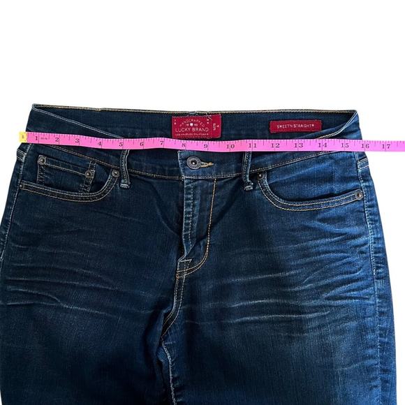 LUCKY BRAND Sweet n Straight Mid-Rise Dark Wash Jeans Womens Size 6 - Picture 11 of 12